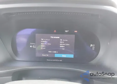 2025 Volvo Ex40 Twin Motor Core z USA, uszkodzony, nr VIN YV4ER3HJ8S2503399